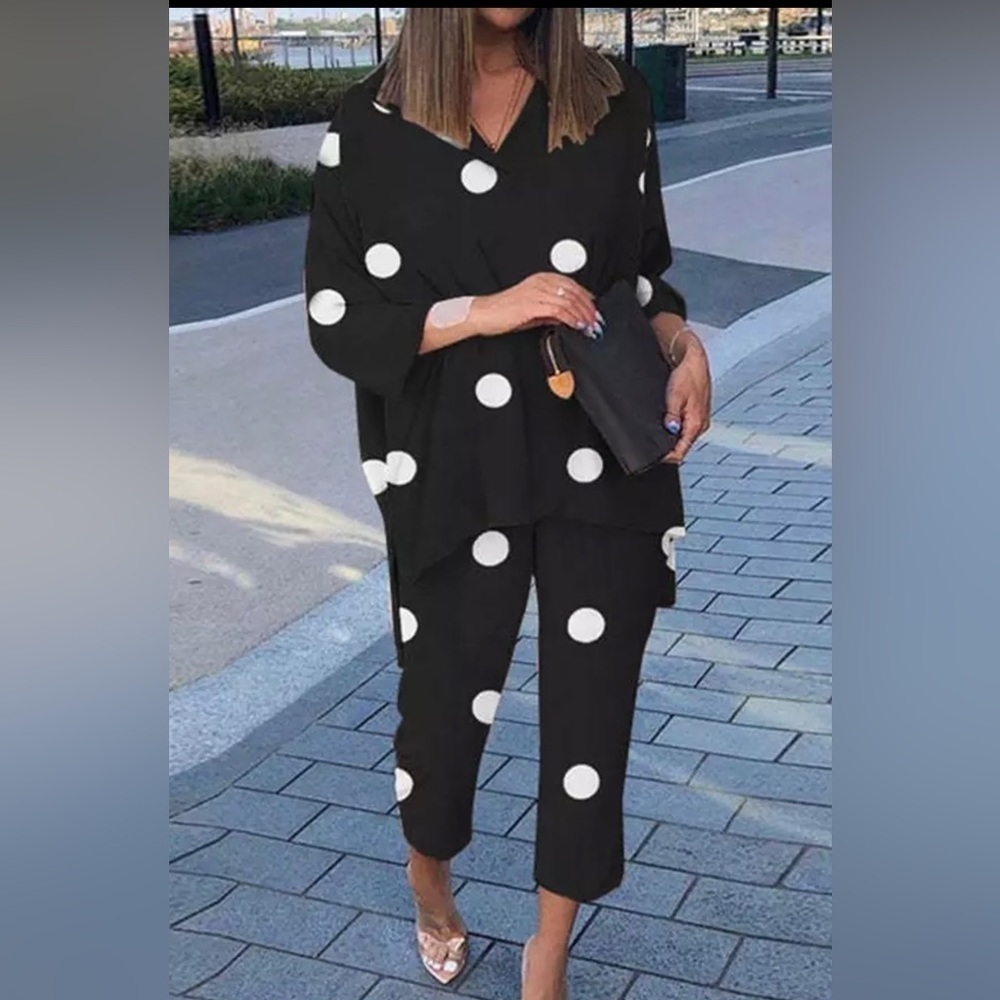 Black n White…2 Piece  Cropped Pants & Top